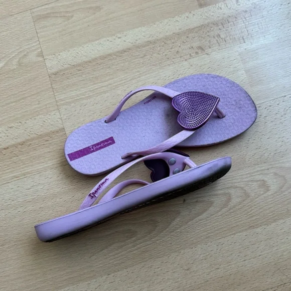 Ipanema Flip Flops - Picture 4 of 7
